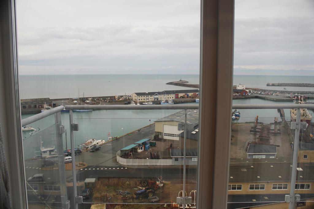 Seafront Hotel هيرتسهلس المظهر الخارجي الصورة